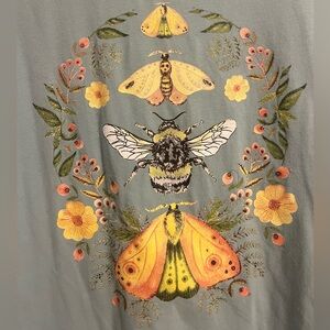 Women’s Graphic T-Shirt in Blue